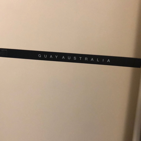 Authentic Quay Australia Vivienne Sunnies - Picture 5 of 7